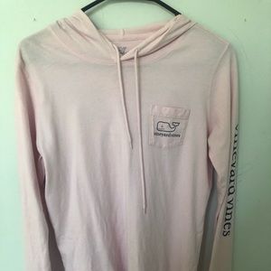Vineyard vines light pink lightweight hoodie